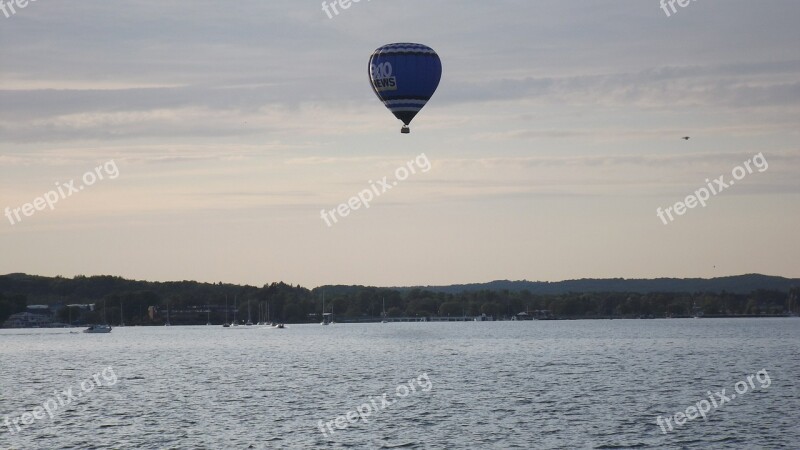 Hot Air Balloon Lake Sky Free Photos