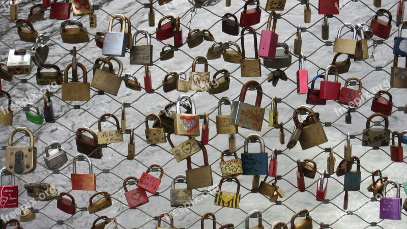 Castles Bridge Padlocks Bridge Railing Railing