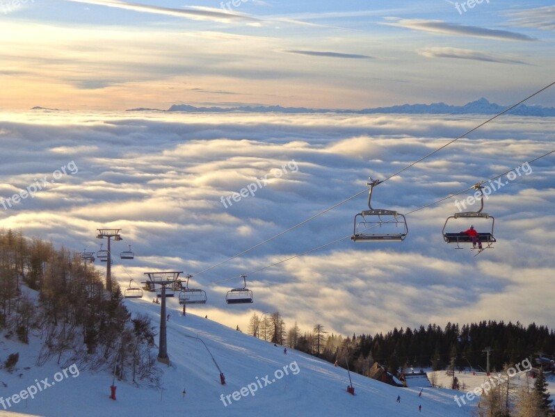 Slovenija Krvavec Skiing Fog Track