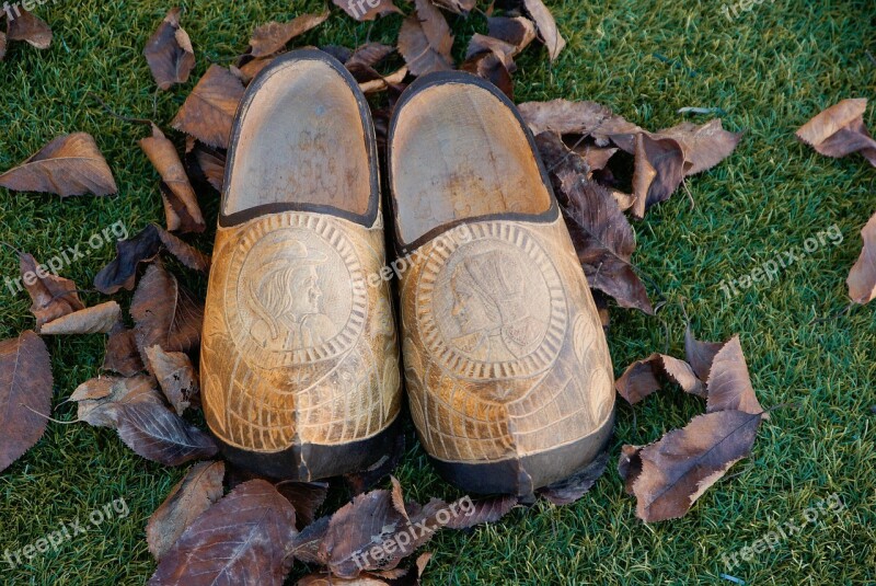 Clogs Wood Carving Peasant Brittany Shoes