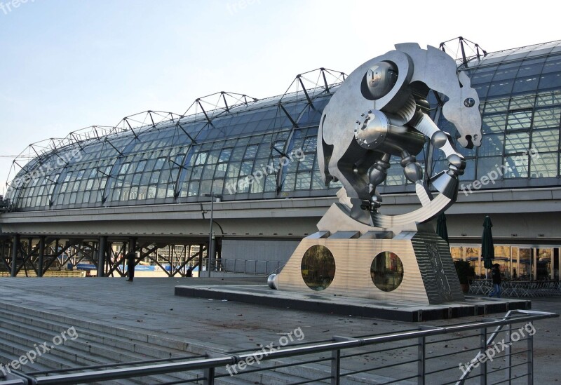 Ostbahnhof Berlin Sculpture Art Modern Art Stainless Steel