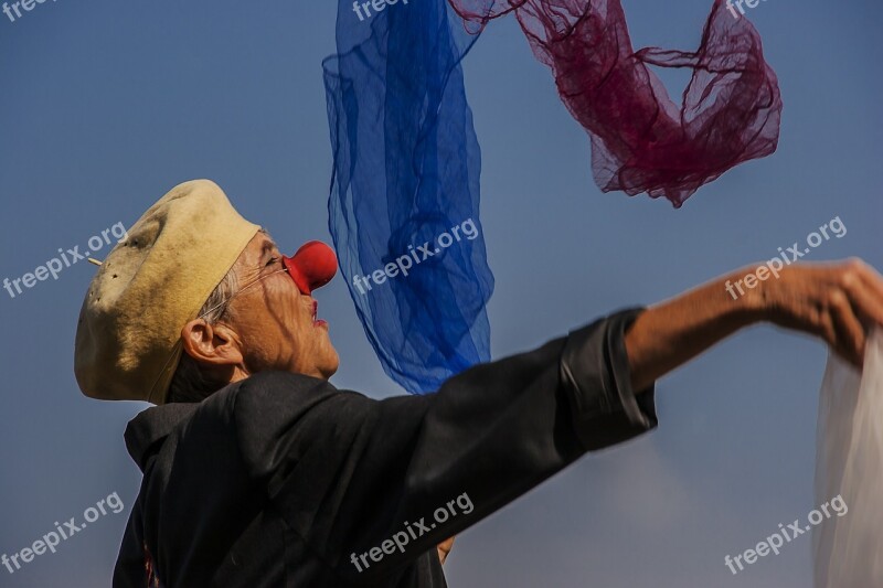 Clown Towels Juggle Woman Face