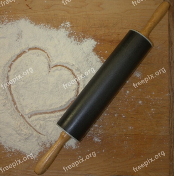 Rolling Pin Flour Bake Heart Shape