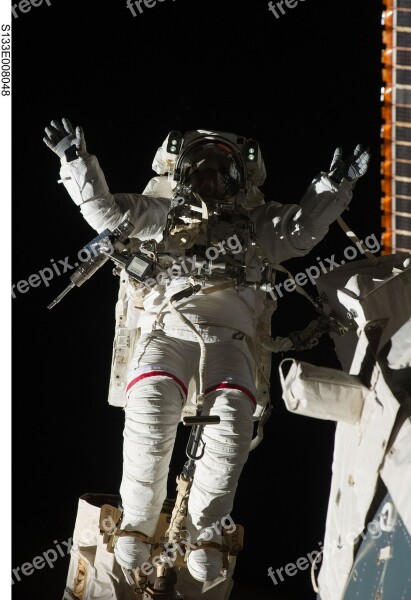 Astronaut Spacewalk Iss Tools Suit