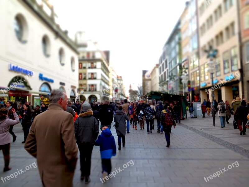 Shopping Street Fray Shopping People Pedestrian Zone