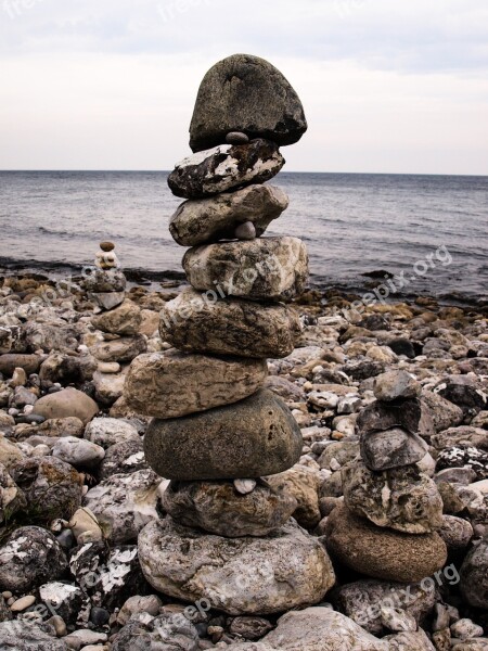 Stones Balance Steinmann Beach Tower