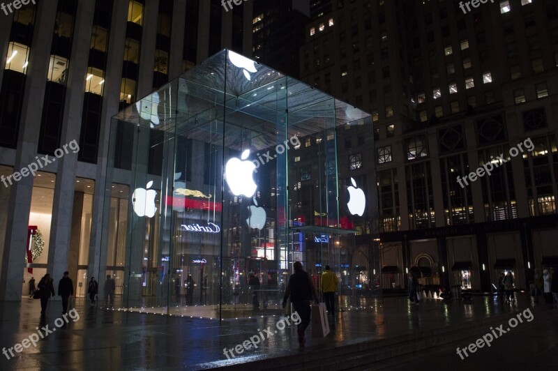 Apple Center New York Fifth Avenue Manhattan Usa