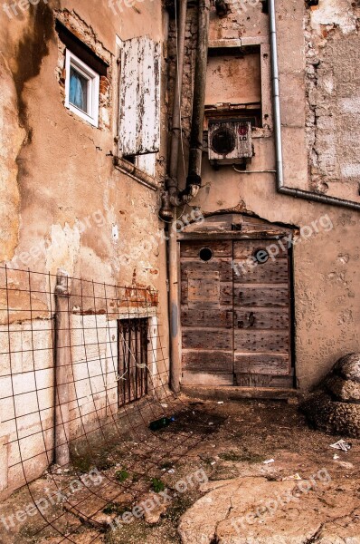 Glimpse Old Houses Door Old Town Houses