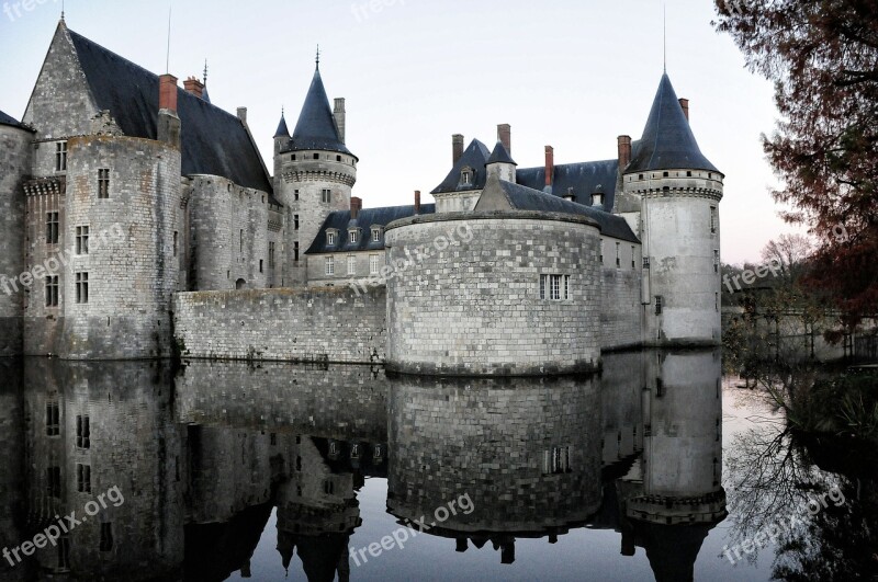 Sully Castle Moat Tower Pierre