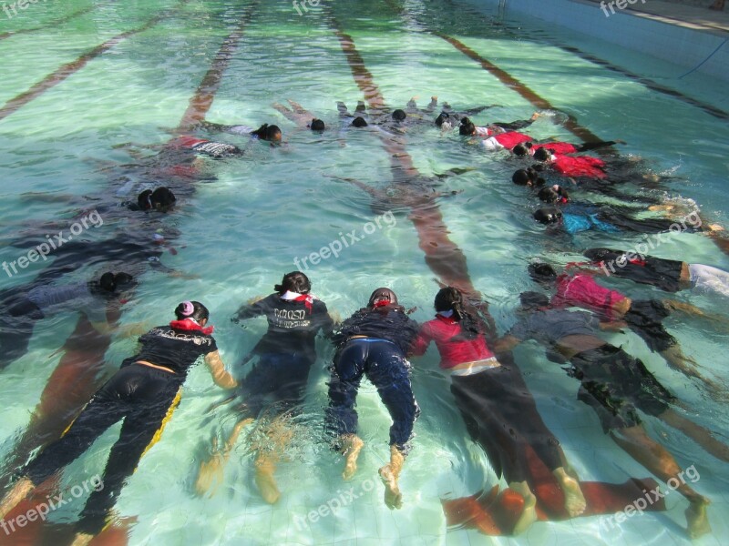 The Swimming Pool Training Dive Scout Tent