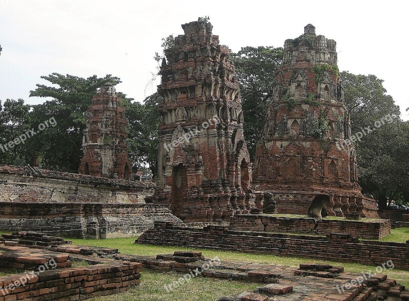 Wat Mahathat Buddhist Temple Ayutthaya Thailand