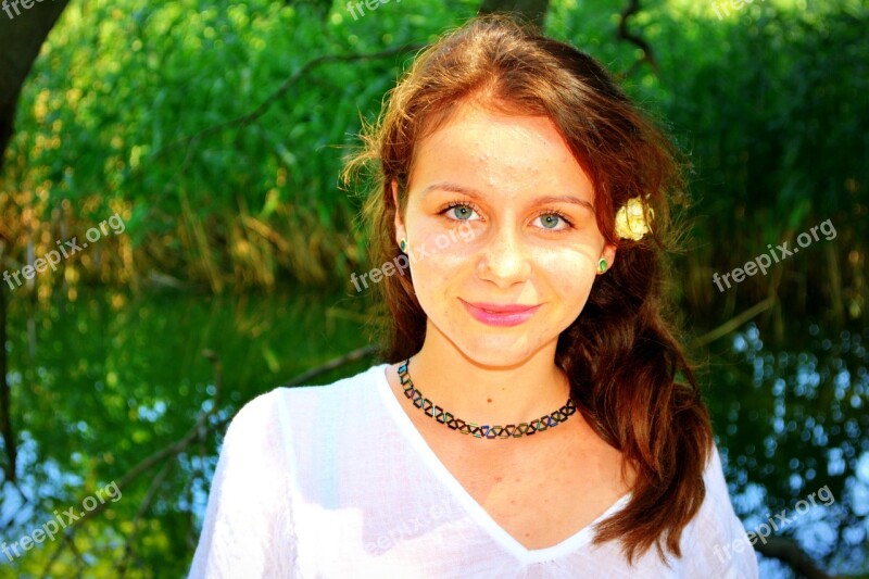 Girl Portrait Water Lake Nice