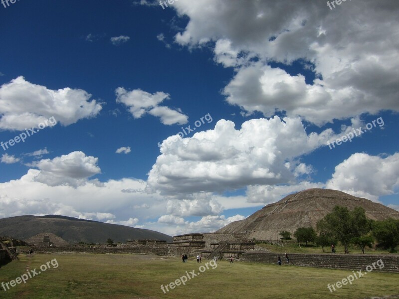 Mexico Ruins Teotihuacan Pyramid Blue Sky