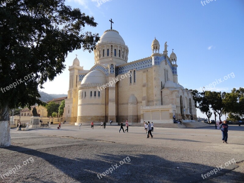 Algiers Sanctuary Church Free Photos