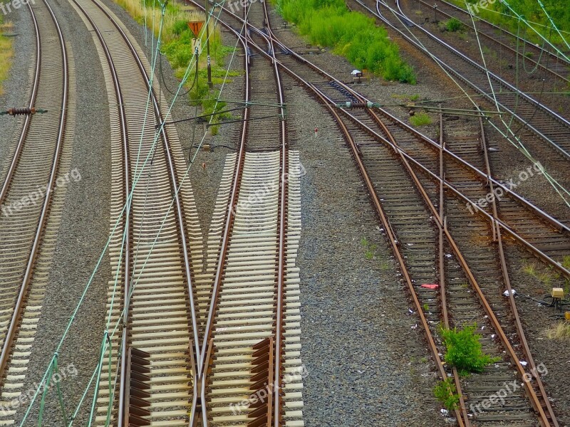 Railway Tracks Railway Rails Gleise Yield Stop Signal