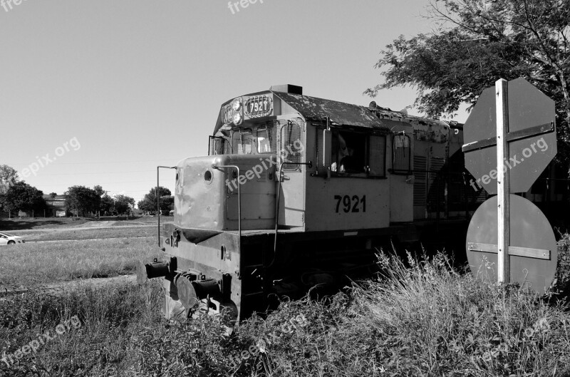 Train Railroad Crazy Free Photos