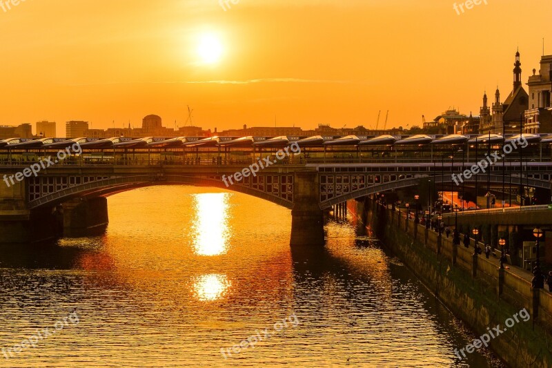 London Bridge Sunset City England