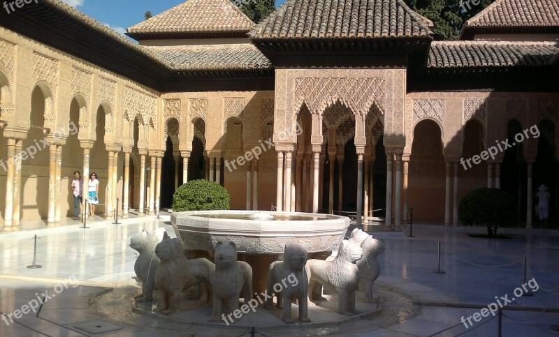 Alcazaba Granada Andalucia Fountain Of The Lions Free Photos