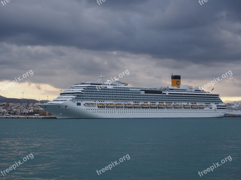 Cruise Ship Dock Travel Sea Boat