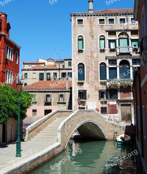 Bridge Channel Venice House Lamppost