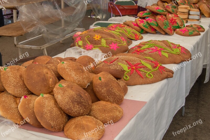 Bread Pan De Muerto Zaachila Oaxaca Free Photos