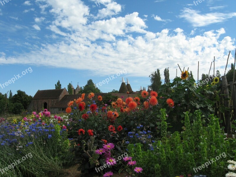 Sissinghurst Kent Garden Flowers Oast House