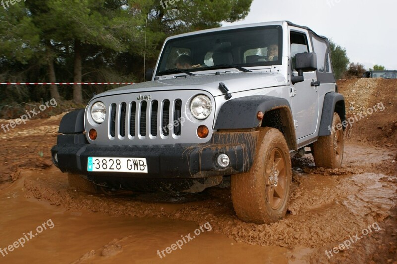 Jeep Puddle Mud Auto Terrain