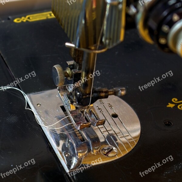 Presser Foot And Needle Plate Sewing Machine Singer Sew