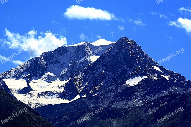 Alps The Pennine Alps Mont Velan Val D'aosta Italy