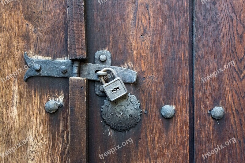 Door Castle Locking Handle Tree