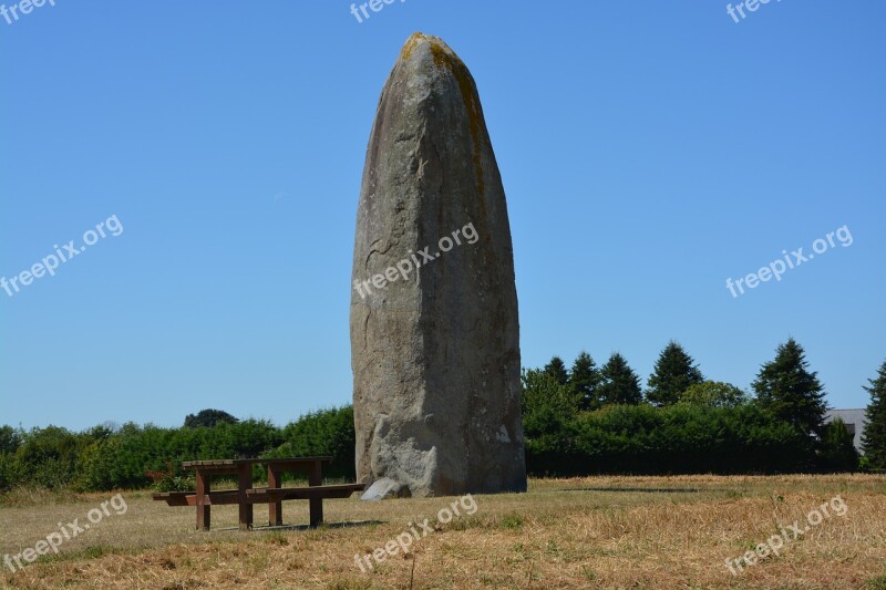 Menhir Of Champ Dolent Dol De Bretagne Bretagne Ille Et Vilaine Heritage Monument