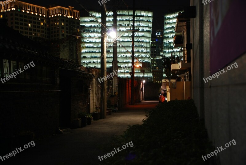 Alley Nighttime Lamp Empty Street Urban