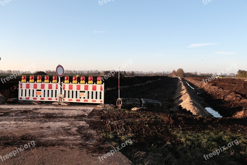 Site Barrier Demarcation Road Works Attention