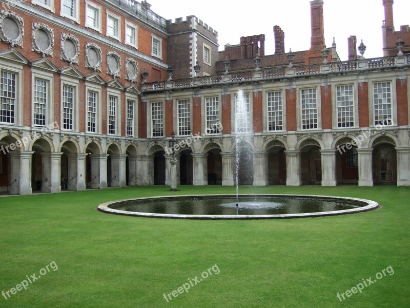 Palace Courtyard Quadrangle Palace Architecture History