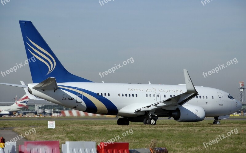 Boeing Airline B-737 Jet Plane