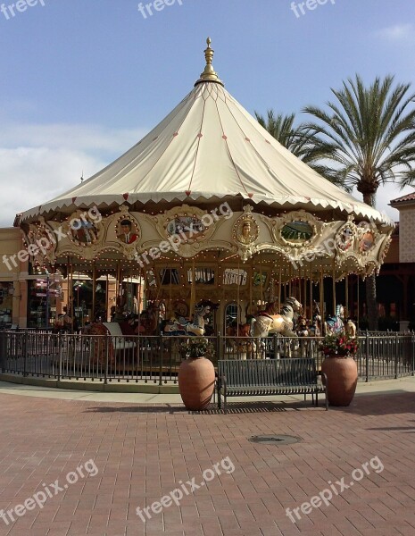 Carousel Park Merry-go-round Ride Happy