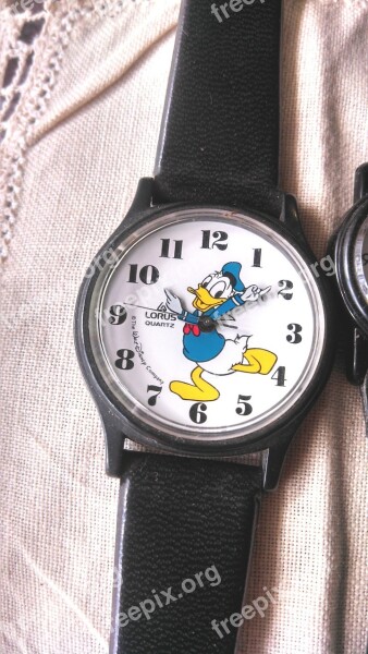 Wristwatch Donald Duck Design Watch Jewelery