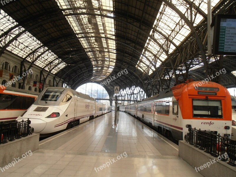 Trains Barcelona Station Transportation Travel