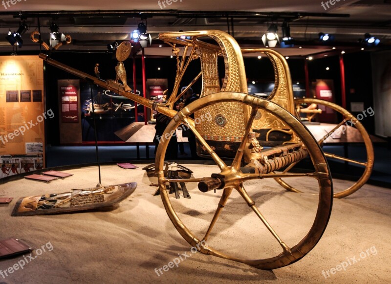 Egypt Pharaonic Chariot Tutankhamun Burial Chamber