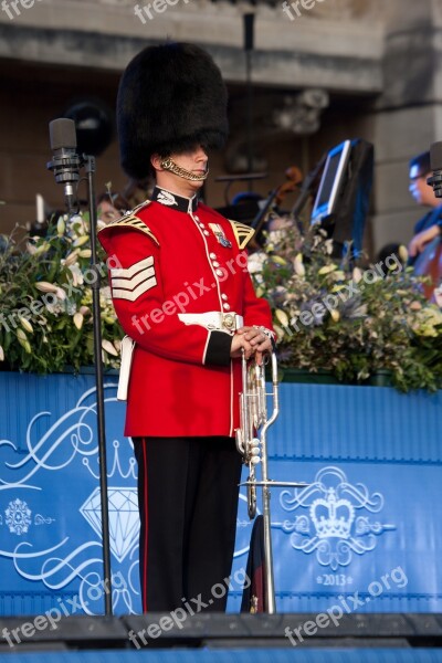 Trumpeter Fanfare Trumpeter Buckingham Palace Coronation Gala Red Tunic