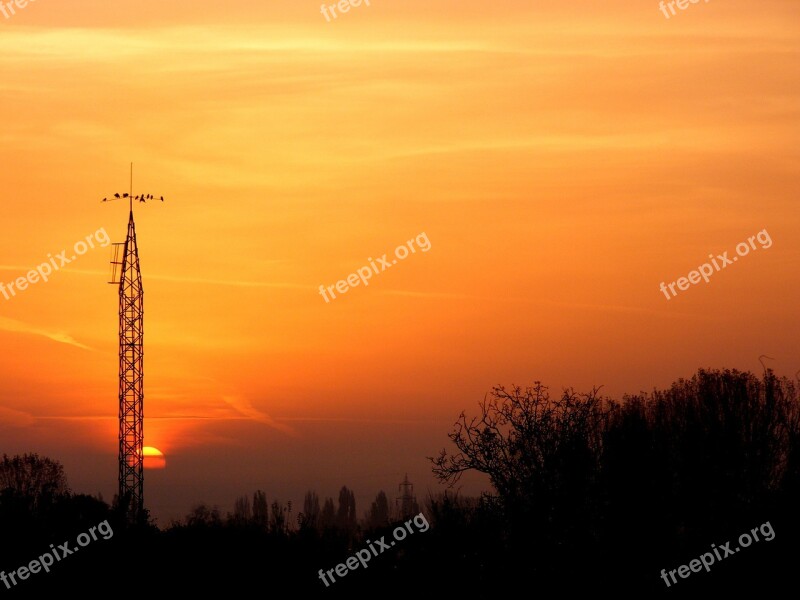 East Sun Sky Red Cloud