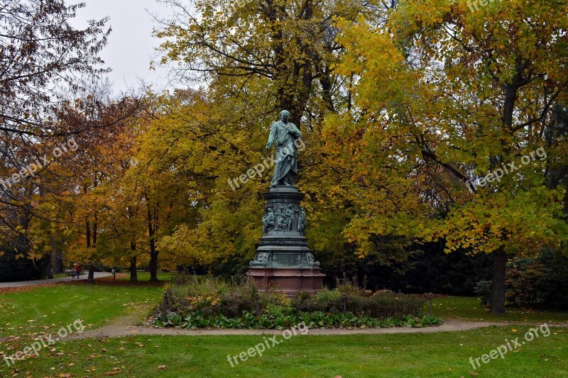 Statue Bohemia Czech Budejovice Trees Foliage