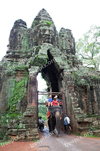 Cambodia Siem Reap Angkor Thom Bayon Temple Travel