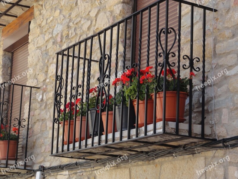 Balcony Flowers Geraniums House Architecture