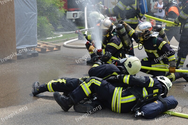 Fire Respiratory Protection Feuerloeschuebung Firefighters Delete