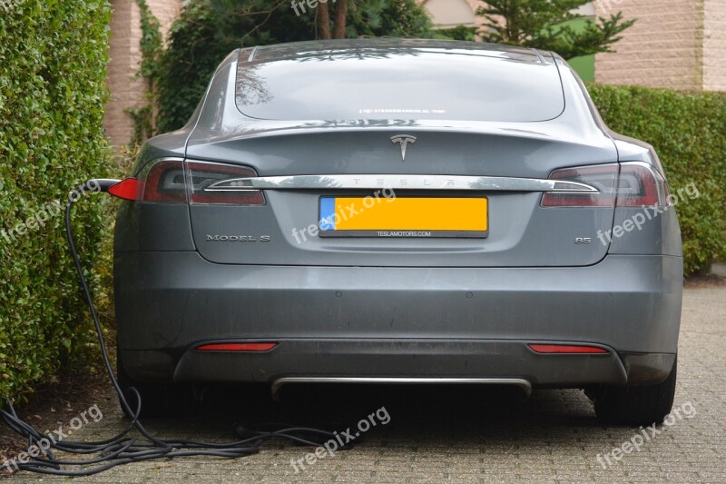 Electric Car Car Charging Getting There And Getting Around Tesla