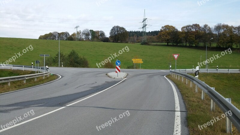 Junction Traffic Island Road Guard Rail B101