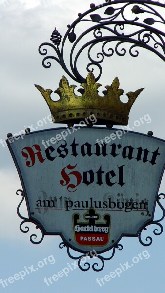 Restaurant Shield Pub Passau Advertising