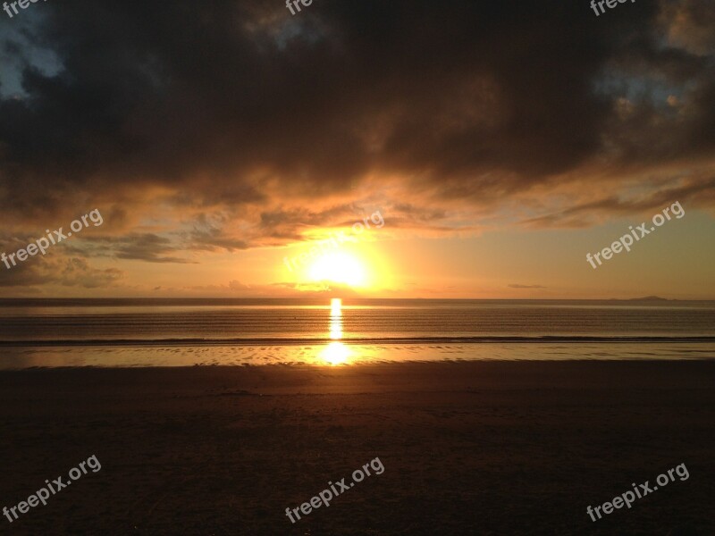 Sunrise Horizon Clouds Water Ocean