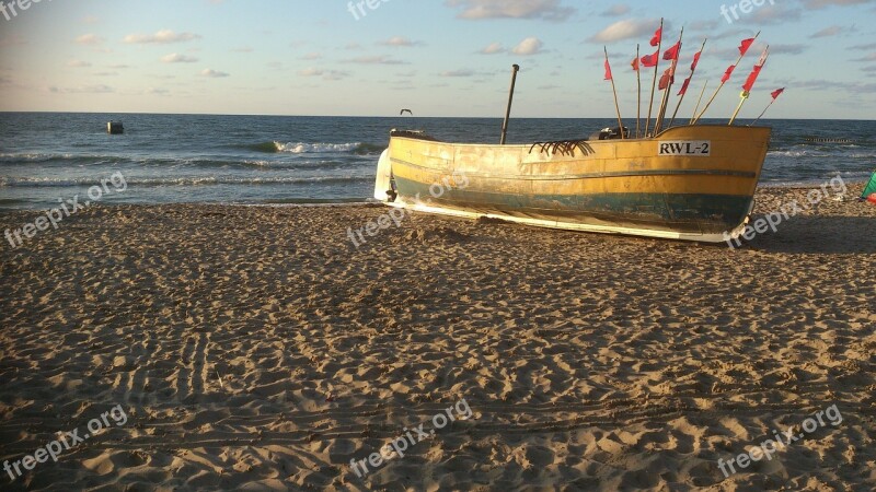 Boat Rewal Cutter Beach The Baltic Sea